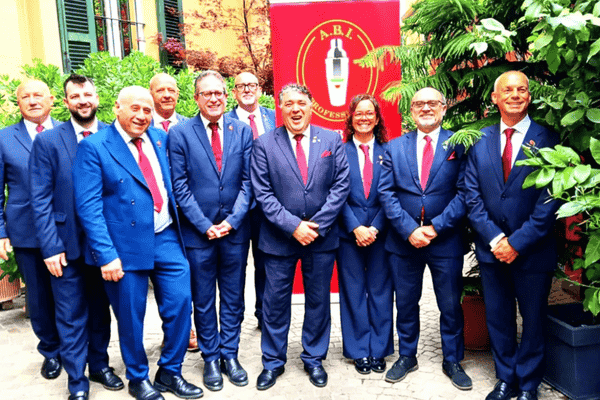 Il nuovo Comitato Esecutivo di A.B.I. Professional 2025–2029 riunito dopo l’elezione del comitato esecutivo svolta online.